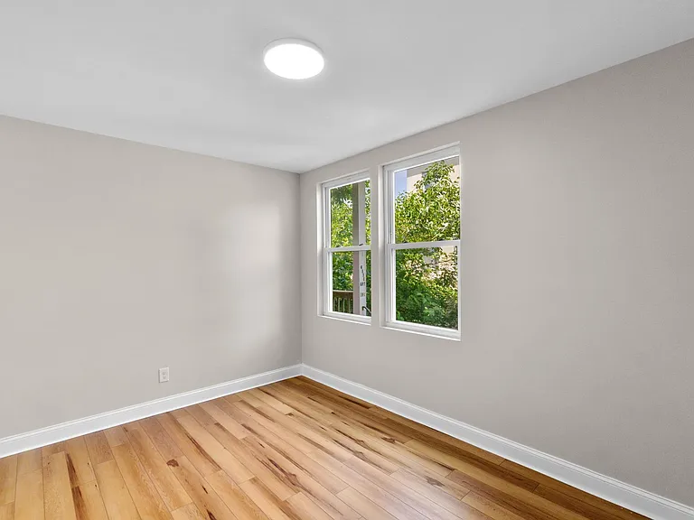 4111 Liberty Heights Ave #4 — Photo 3