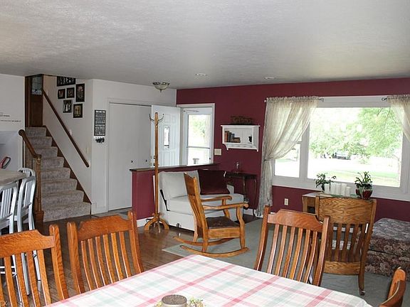 4th image of 860 Buchholz Dr