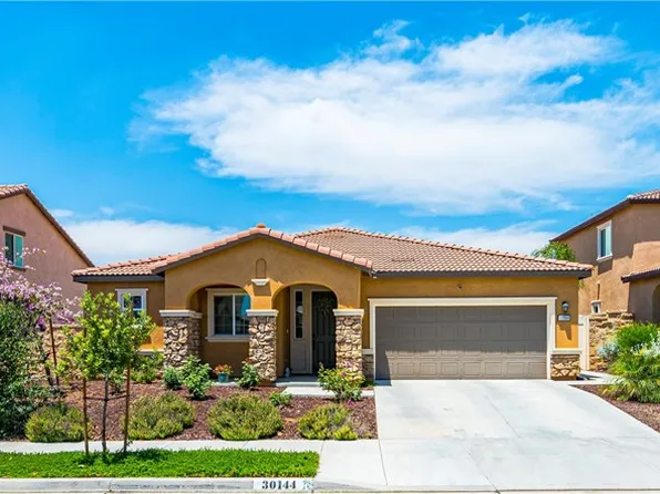 30144 Crescent Pointe Way, Menifee, CA 92585