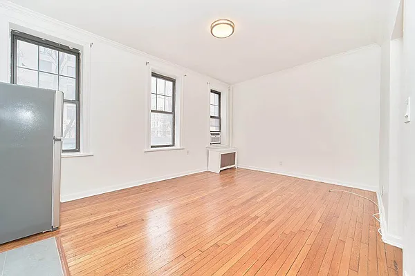 Rented by Compass | media 12