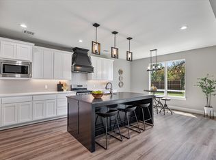 160 Lakeview Cir, Pilot Point, TX 76258