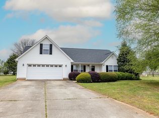 210 Cherry Blossom Ct, Duncan, SC 29334