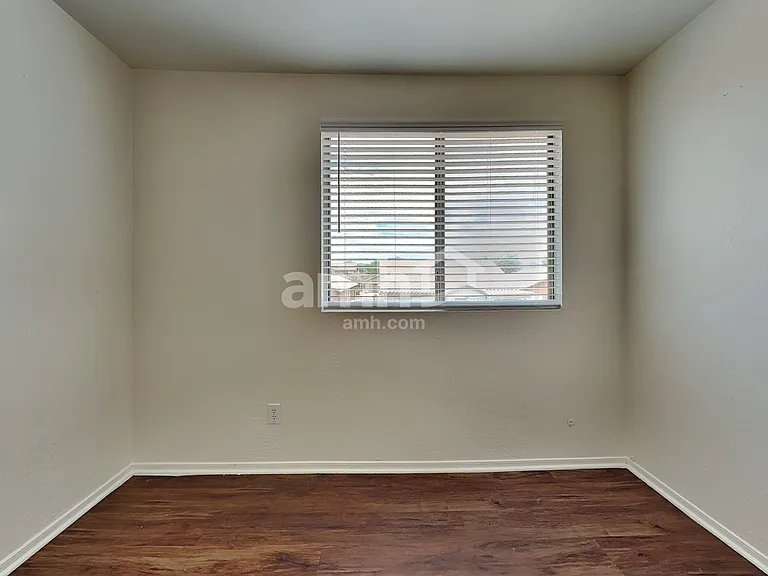 9815 W Riverside Ave — Photo 17