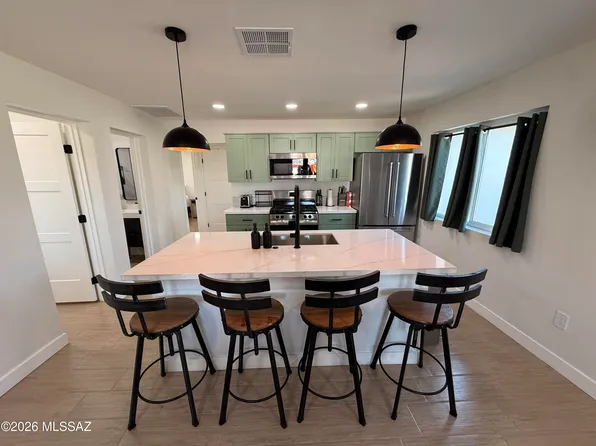 1323 W Speedway Boulevard, Tucson, AZ 85745
