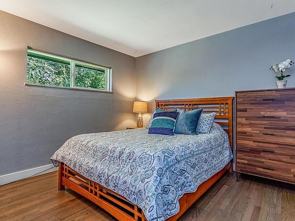 Master Bedroom Upstairs