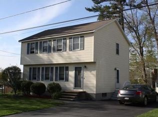 9 Lovers Ln, Tyngsboro, MA 01879