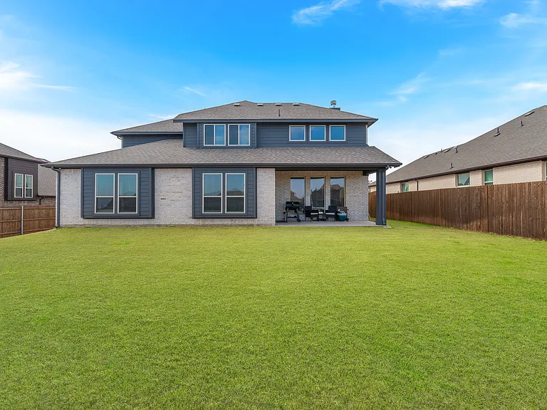 3825 Honey Grove Dr — Photo 27