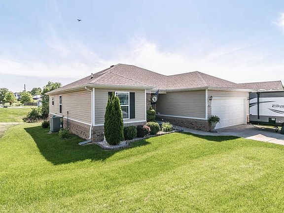 2nd image of 4017 Grindstone Ct