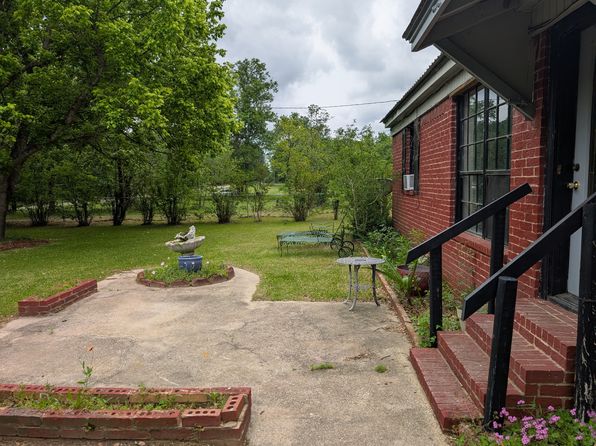 21169 County Road 4106