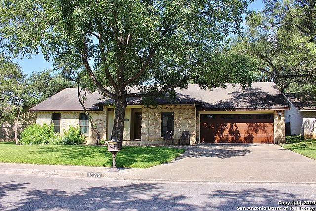 1st image of 15215 Chalet Dr