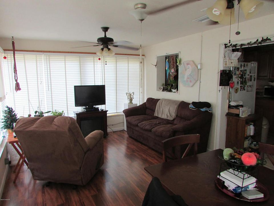 2nd image of 747 Cheyenne Ave