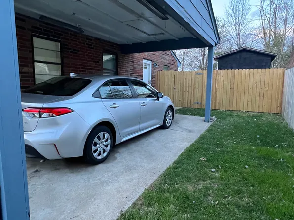 8903 Wimsatt Way, Louisville, KY 40291