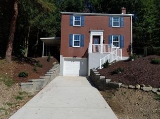 11525 Gardenia Dr, Pittsburgh, PA 15235
