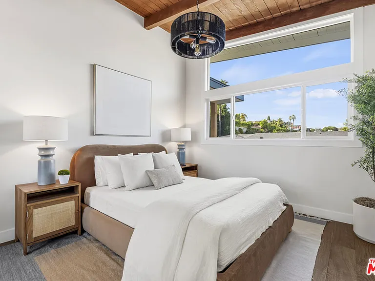 4600 Don Quixote Dr — Photo 42