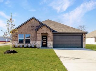2828 Casey Dr, Yukon, OK 73099