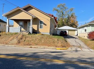 1107 N Main St, Bicknell, IN 47512
