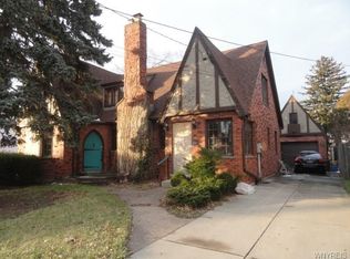 2652 Porter Rd, Niagara Falls, NY 14305