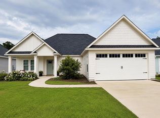 104 Sunnydale Cv, Thomasville, GA 31757