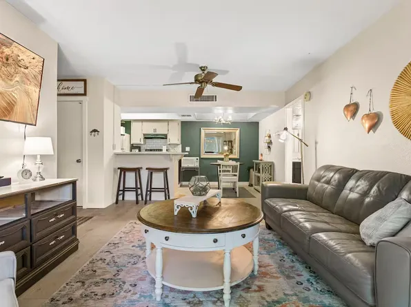 4444 E Paradise Village Pkwy N, Phoenix, AZ