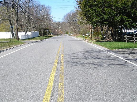 5th image of 319 Johnson Ave