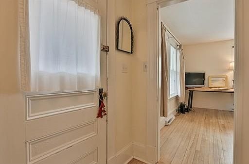 4th image of 24 Plummer Ave