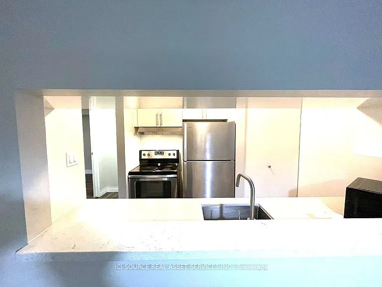 1450 Glen Abbey Gate #824 — Photo 18