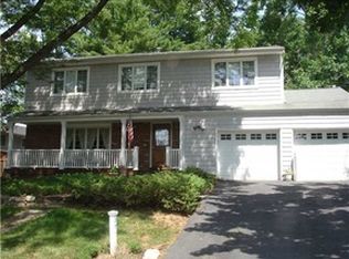 37 Bluefields Ln, Blauvelt, NY 10913