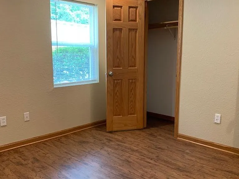Cedar Pointe Apartments - Thomasville AL — Photo 27