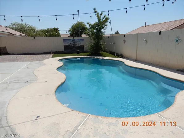 2923 Walrus Islands Ct, North Las Vegas, NV 89031