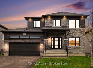 520 Lucent St, Russell, ON K4R0G3