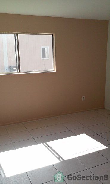2nd image of 2504 SW 31st Pl APT C