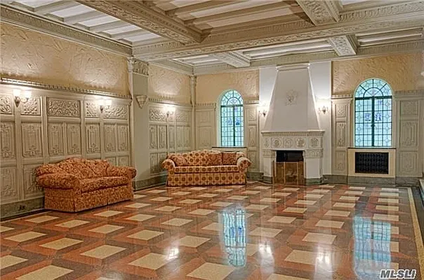 Sold by Charles Rutenberg Realty, Inc. | media 25