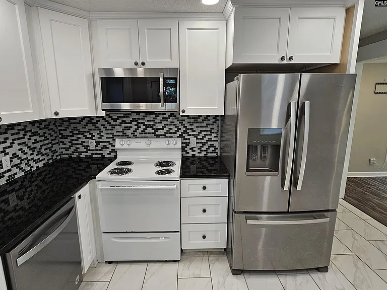 802 S Kilbourne Rd — Photo 6