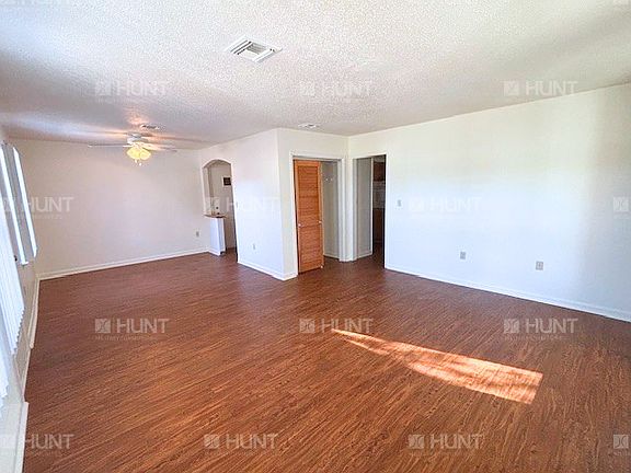 3rd image of 686 W Laurel Bay Blvd