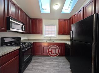 3086 Middletown Rd FLOOR 2, Bronx, NY 10461