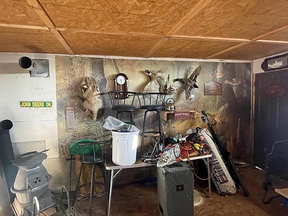 3rd image of 2511 Intimidators Rd