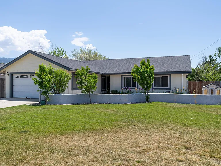 21501 Silver Dr — Photo 1