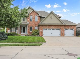15952 Bauman Ave, Omaha, NE 68116