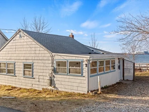 2 Nonantum Rd, Marblehead, MA 01945