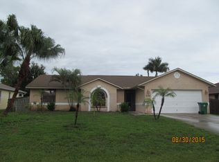 328 SE Fisk Rd, Port Saint Lucie, FL 34984
