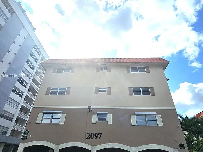 2097 S Ocean Dr #305 — Photo 25