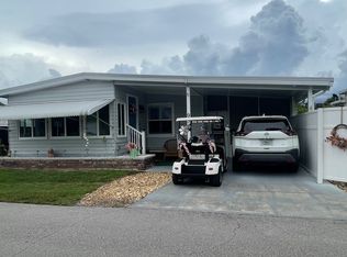 958 Avanti Way, North Fort Myers, FL 33917