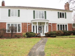 3075 Morley Rd, Shaker Heights, OH 44122