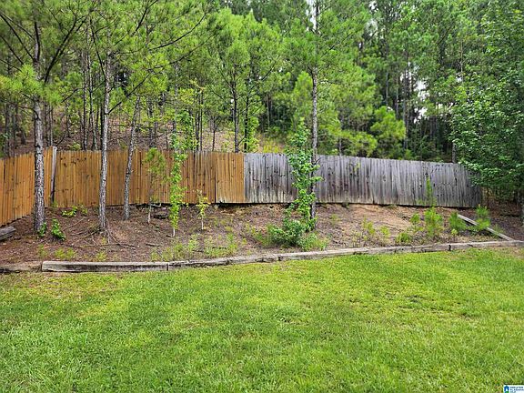 4th image of 204 Ironwood Cir