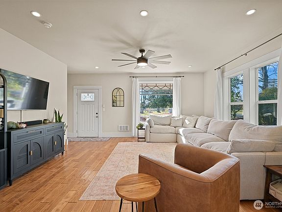 5th image of 2880 Creasey Road