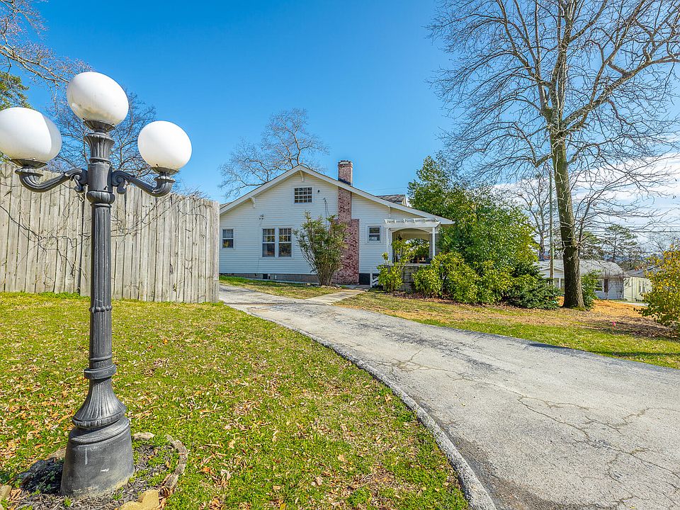 1st image of 904 S Crest Rd