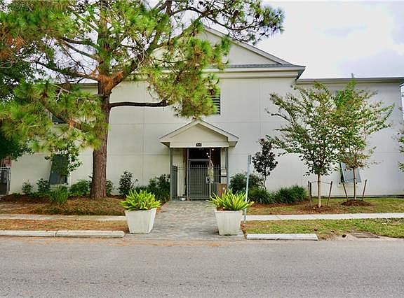 2nd image of 505 Lake Ave APT 21