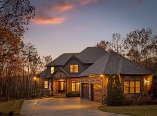 190 Canyon Ridge Rd, Rising Fawn, GA 30738