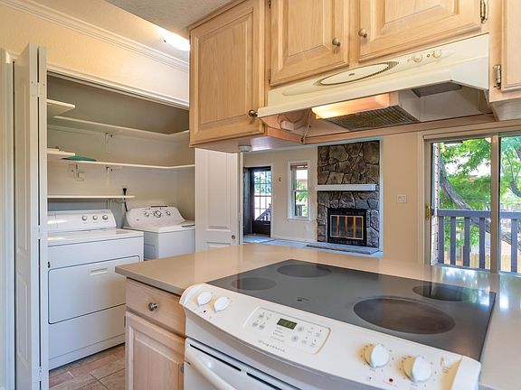 4th image of 6158 Willow Ln