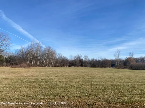 E Elm St, Standish, MI 48658